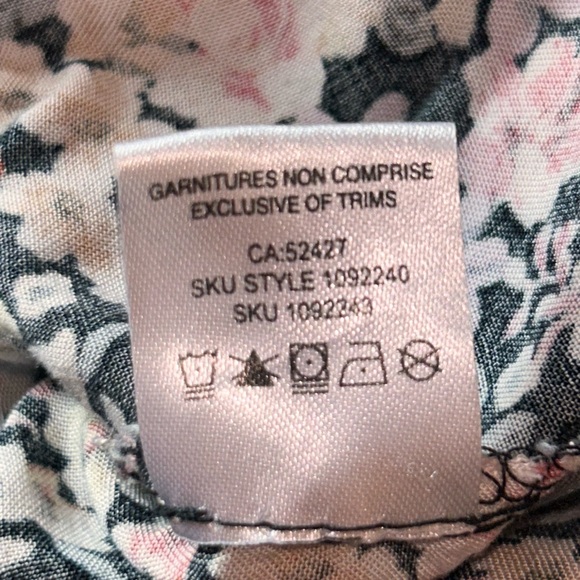 3/25$ 🛒 Lily Morgan strapless romper - Picture 9 of 9